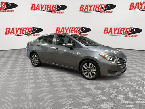 2023 Nissan Versa 1.6 SV