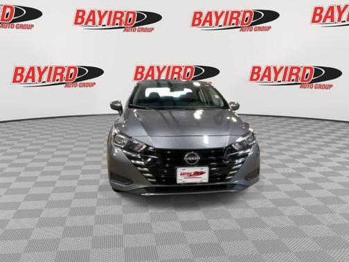 2023 Nissan Versa 1.6 SV