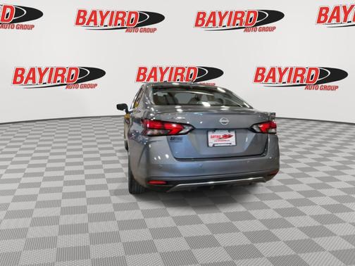 2023 Nissan Versa 1.6 SV