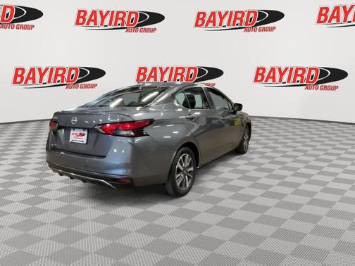 2023 Nissan Versa 1.6 SV