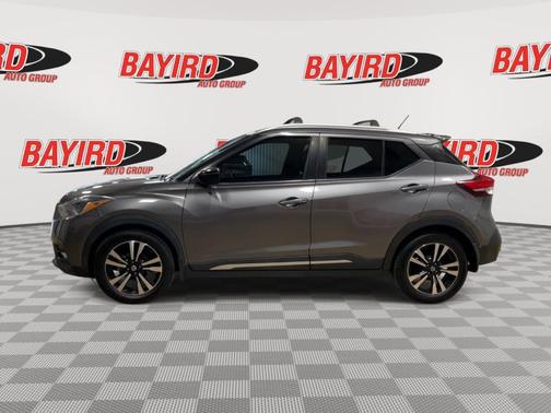 2019 Nissan Kicks SR