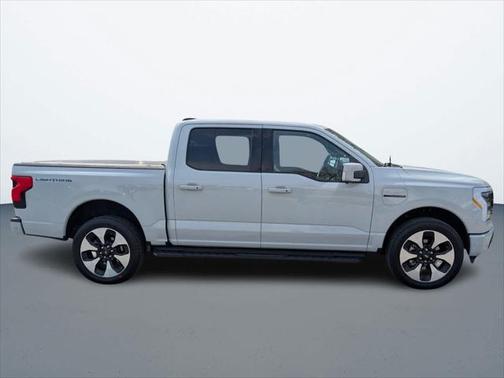 2023 Ford F-150 Lightning Platinum