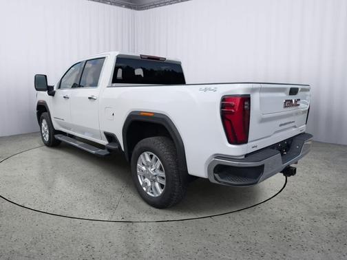 2024 GMC Sierra 2500 SLT