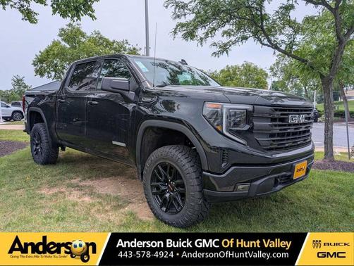 2025 GMC Sierra 1500 Elevation