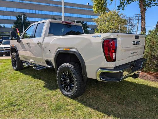 2026 GMC Sierra 2500 SLE