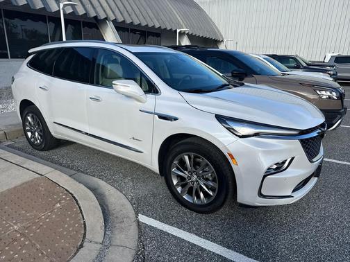2024 Buick Enclave Avenir AWD