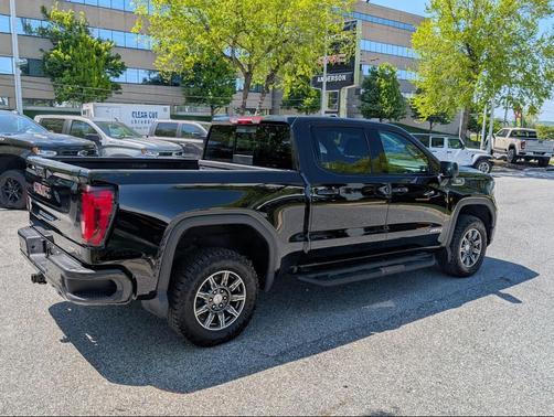 Onyx Black 2025 GMC Sierra 1500 AT4
