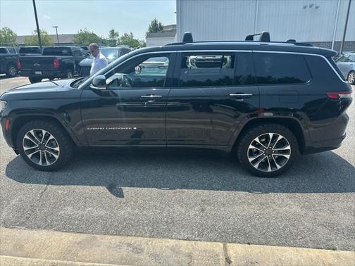 2022 Jeep Grand Cherokee L Overland