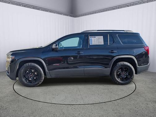 2023 GMC Acadia AWD AT4