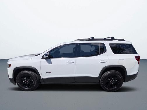 2023 GMC Acadia AWD AT4