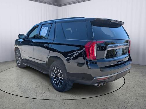 2024 GMC Yukon 4WD AT4