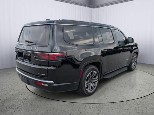 2023 Jeep Wagoneer Series II 4x4