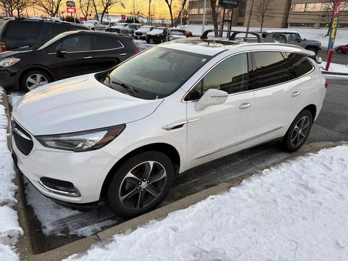 2020 Buick Enclave AWD Essence