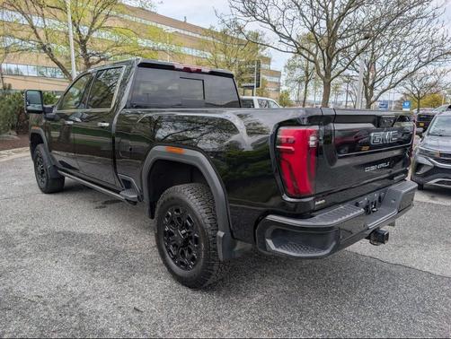 Onyx Black 2024 GMC Sierra 3500 Denali