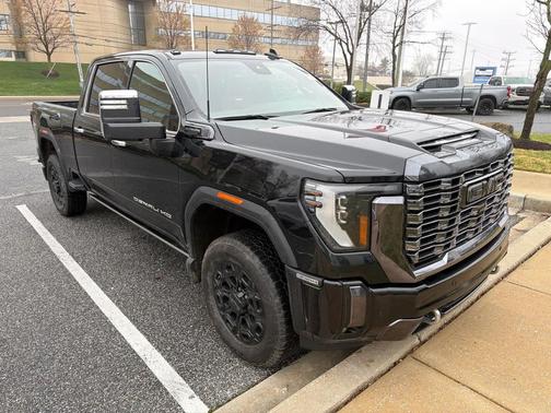 Onyx Black 2024 GMC Sierra 3500 Denali