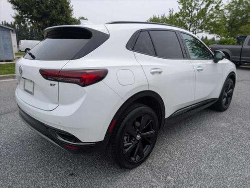 2022 Buick Envision FWD Essence