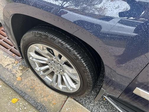 2018 Cadillac Escalade Premium Luxury