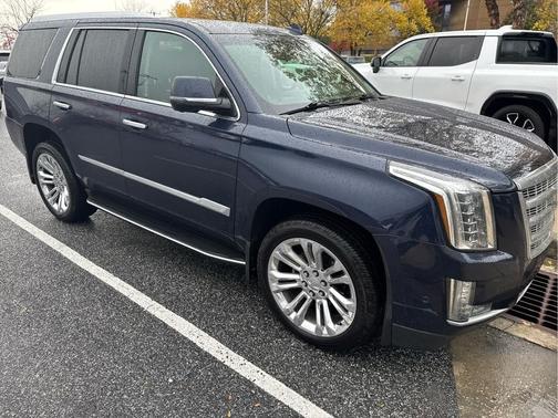 2018 Cadillac Escalade Premium Luxury