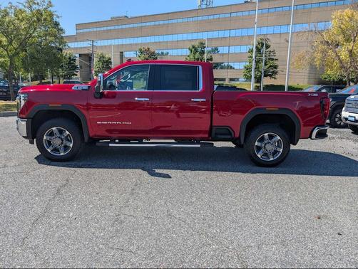 2025 GMC Sierra 2500 SLT