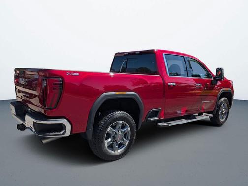 2025 GMC Sierra 2500 SLT
