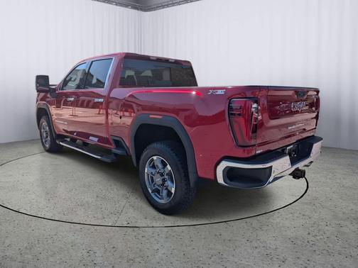 2025 GMC Sierra 2500 SLT
