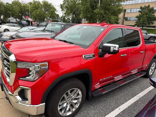 2021 GMC Sierra 1500 SLT