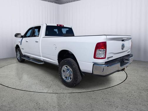 2021 RAM 2500 Big Horn Crew Cab 4x4 8' Box