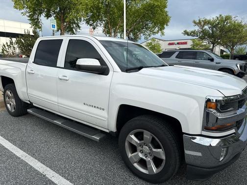 Summit White 2017 Chevrolet Silverado 1500 1LT