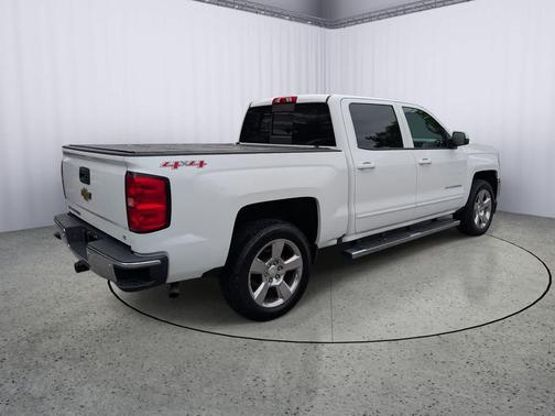 Summit White 2017 Chevrolet Silverado 1500 1LT