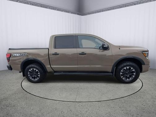 2021 Nissan Titan PRO-4X