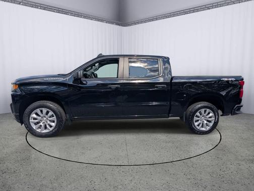 Black 2021 Chevrolet Silverado 1500 Custom