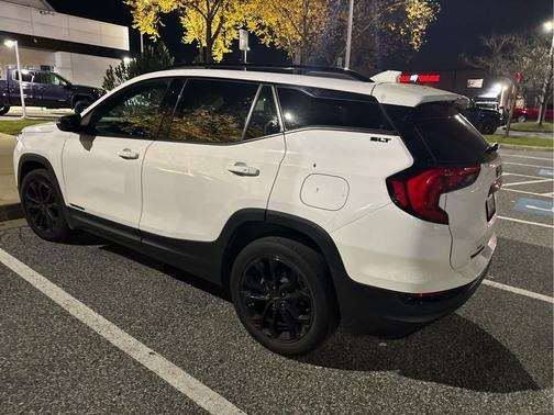2021 GMC Terrain SLT