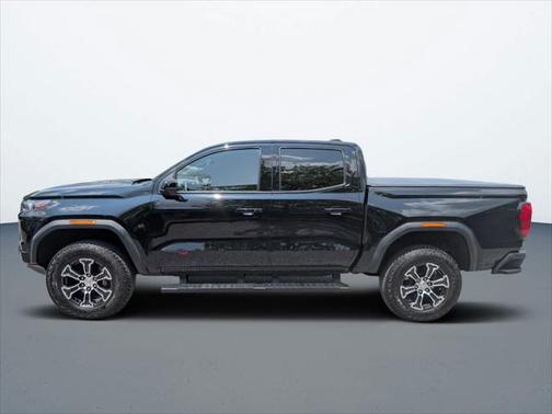 2023 GMC Canyon Base