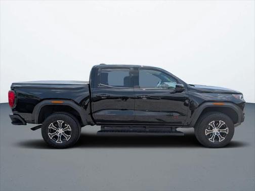 2023 GMC Canyon Base