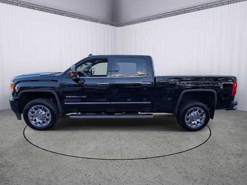 2017 GMC Sierra 2500 Denali