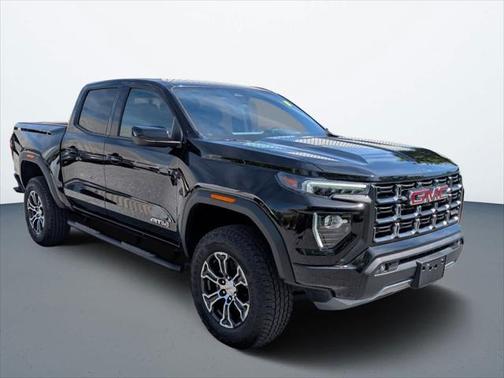 2024 GMC Canyon Base