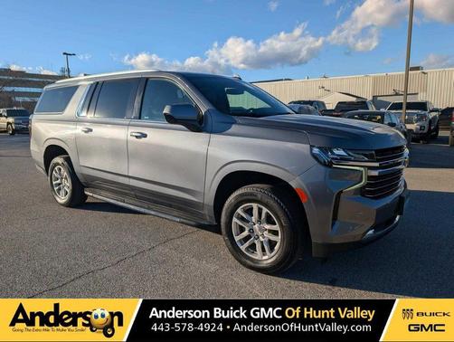 2022 Chevrolet Suburban LT