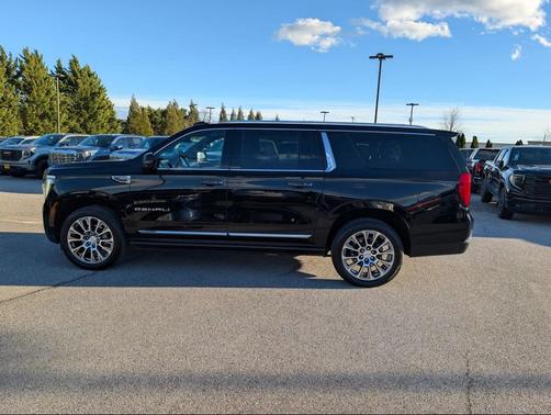 2025 GMC Yukon XL Denali