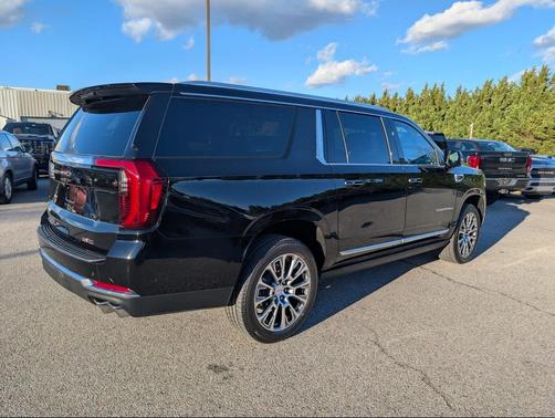 2025 GMC Yukon XL Denali