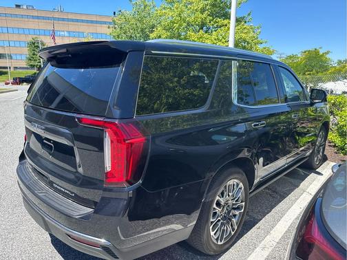 Onyx Black 2024 GMC Yukon Denali Ultimate