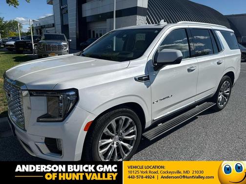 White Frost Tricoat 2021 GMC Yukon Denali