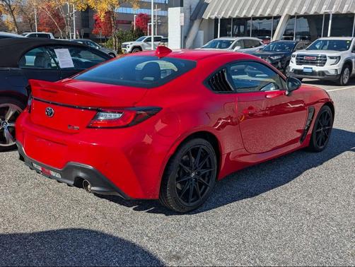 2022 Toyota GR86 Premium