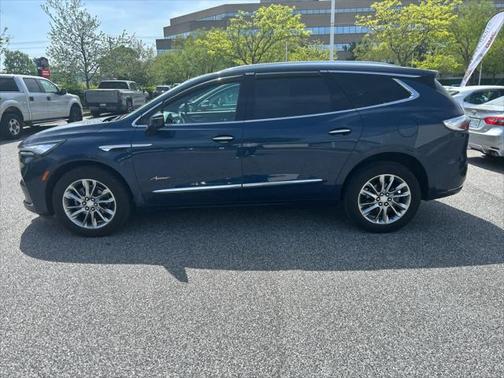2022 Buick Enclave AWD Avenir