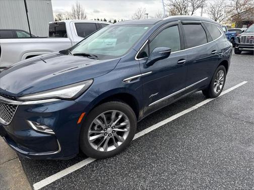 2022 Buick Enclave AWD Avenir
