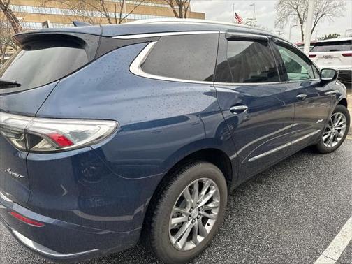 2022 Buick Enclave AWD Avenir