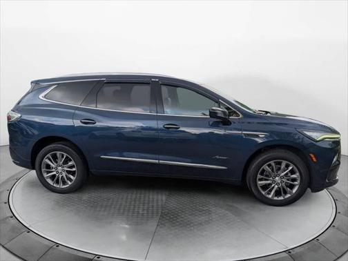 2022 Buick Enclave AWD Avenir
