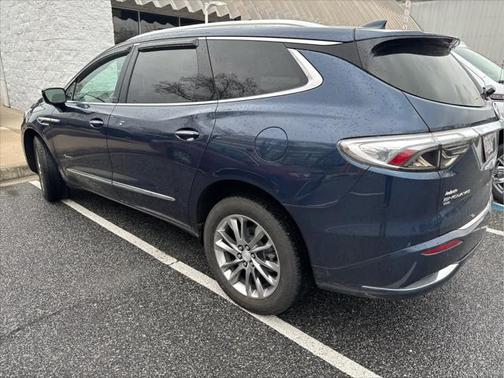 2022 Buick Enclave AWD Avenir