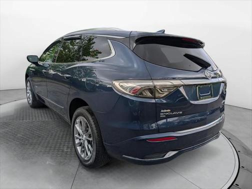 2022 Buick Enclave AWD Avenir