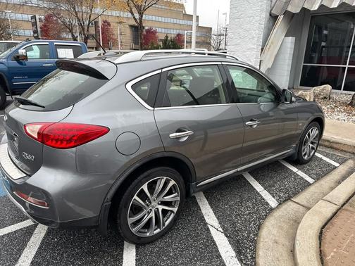 2017 INFINITI QX50 Base