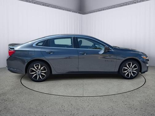 2021 Chevrolet Malibu FWD RS
